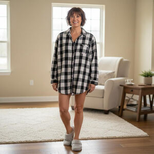 Women's Victoria's Secret Black White Plaid Flannel Pajama Shirt M